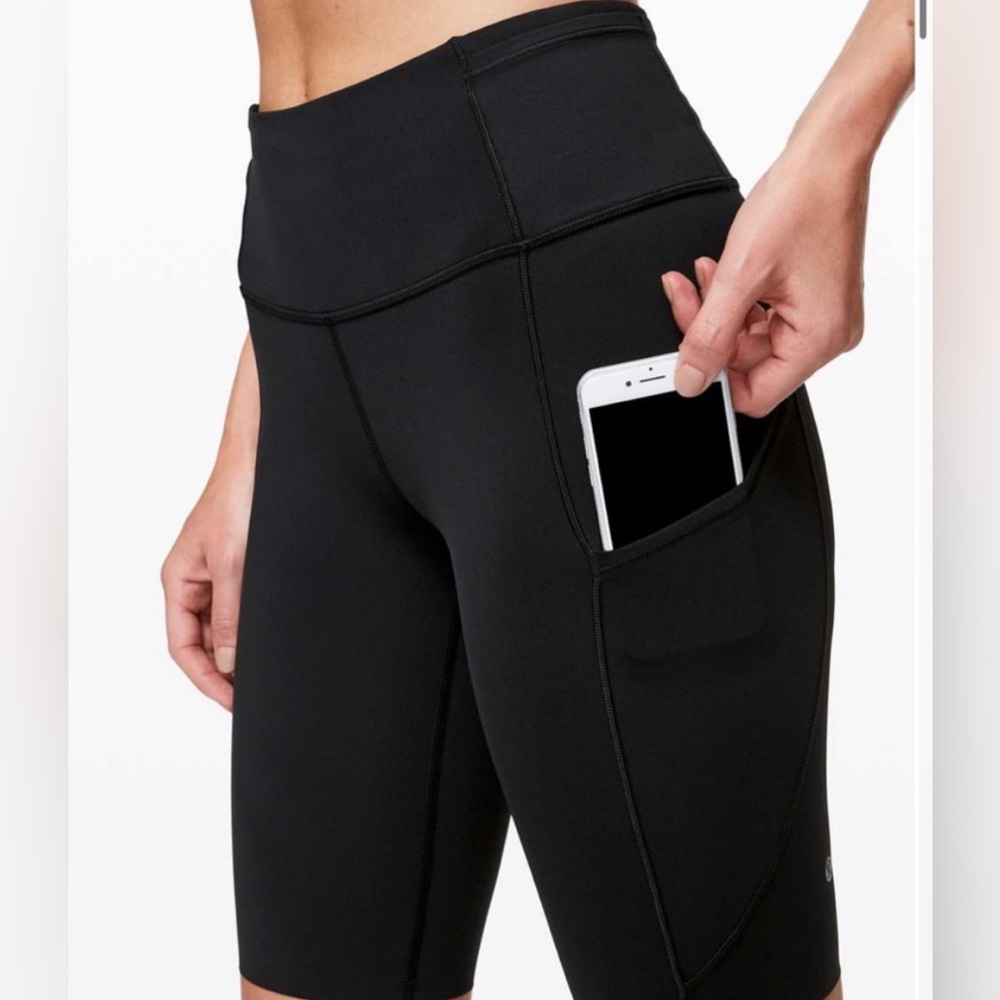 Lululemon fast & free shorts black size 4